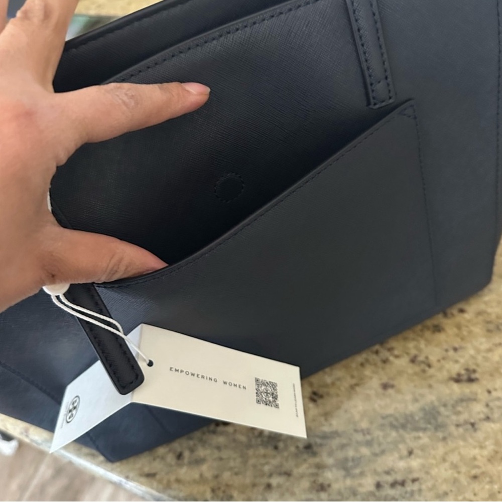 NWT🖤 tory burch emerson tote & matching TB Emerson continental wallet black - Picture 9 of 13